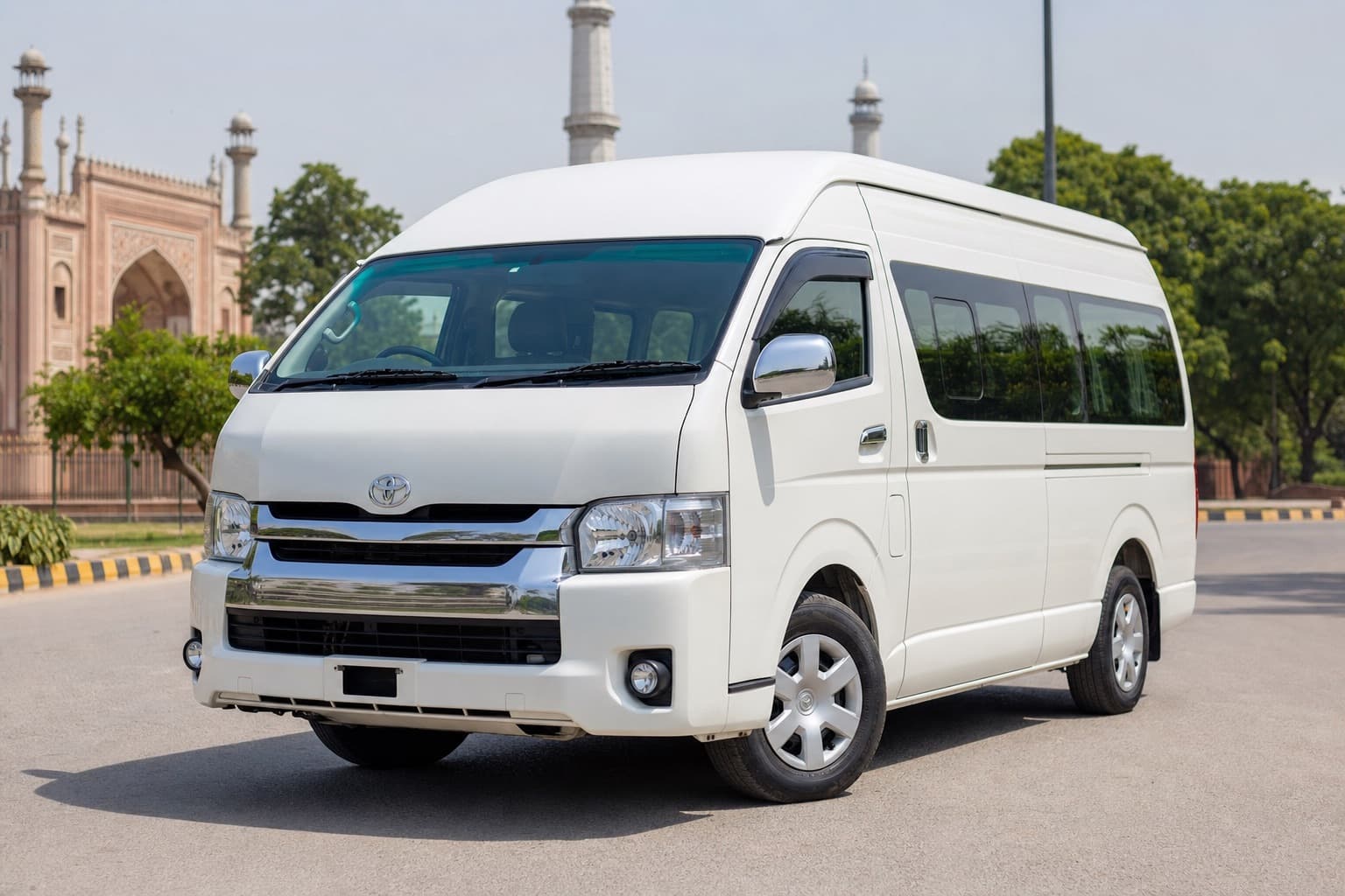 Toyota Hiace Grand Cabin